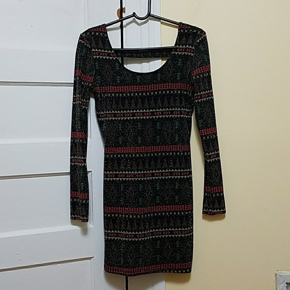 Dress - Picture 5 of 5